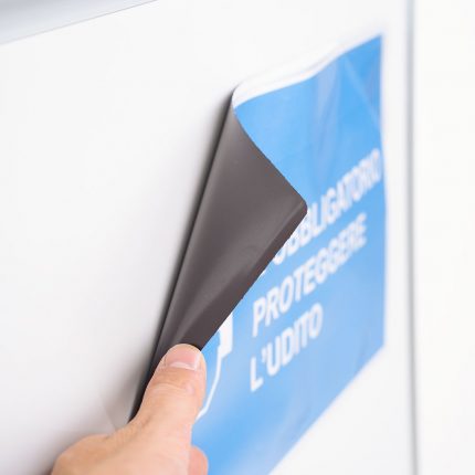 porta avvisi magnetico dettaglio magnete