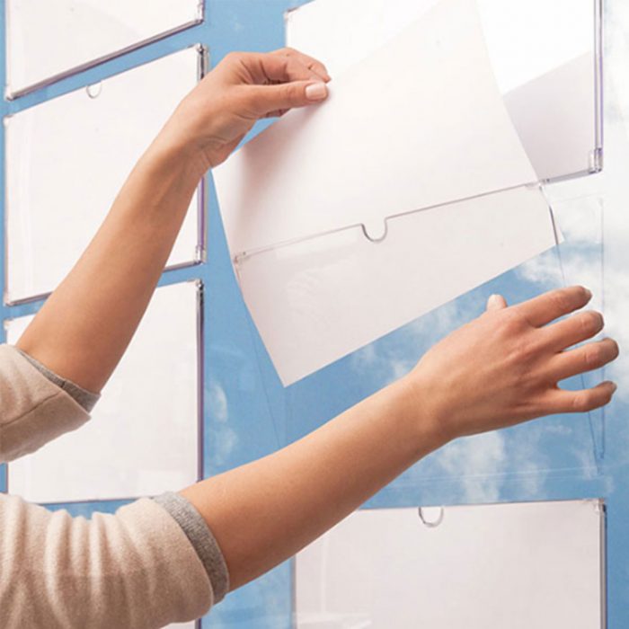 Porta avvisi da vetro formato A4 in policarbonato antigraffio con biadesivi - immagine 4
