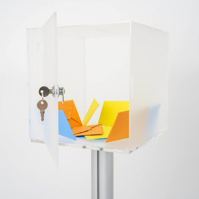 cubo autoportante satinato plexigalss aperto