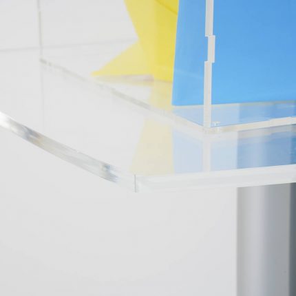 tavolino cubo plexiglass con tavolino inserimento angolo tavolo
