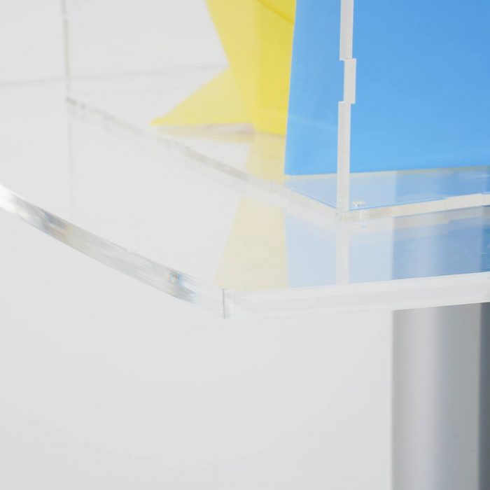 tavolino cubo plexiglass con tavolino inserimento angolo tavolo