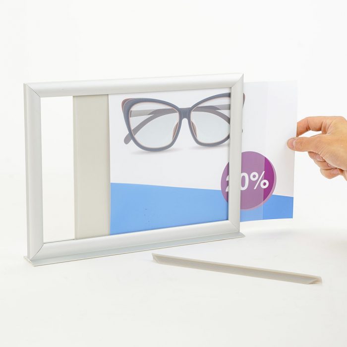Cornice bifacciale da banco con inserimento comunicazione laterale - immagine 5