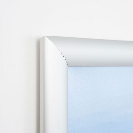 angoli vivi e PVC frontale anti-riflesso