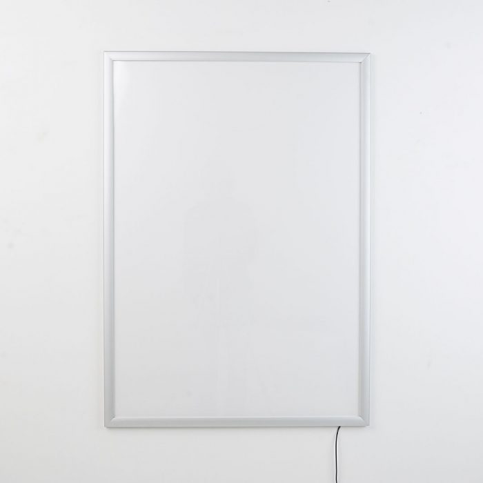 Cornice a scatto per interno rettroilluminata a LED f.to 70x100 - immagine 1