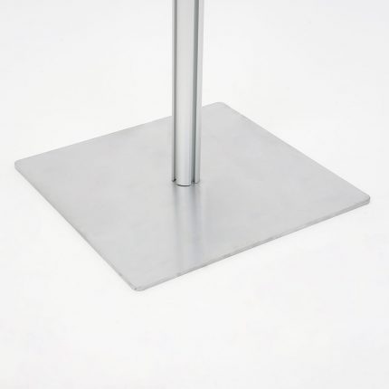 Struttura autoportante monofacciale con base quadra e cornice
