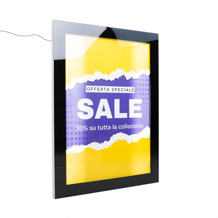 Bacheca linea premium porta poster per esterni con fondo retroilluminato a LED e apertura a ribalta - immagine 5