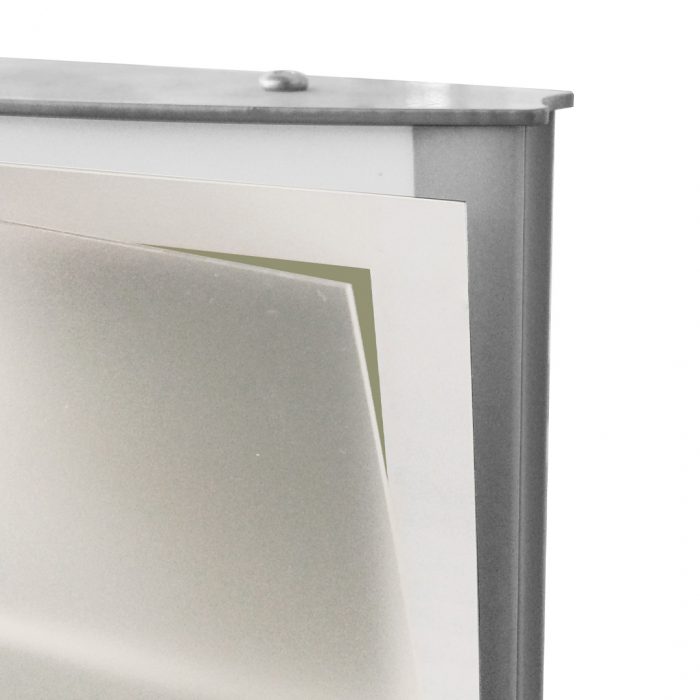Totem bifronte per interni cm 70x180 H con PVC anti-riflesso - immagine 5