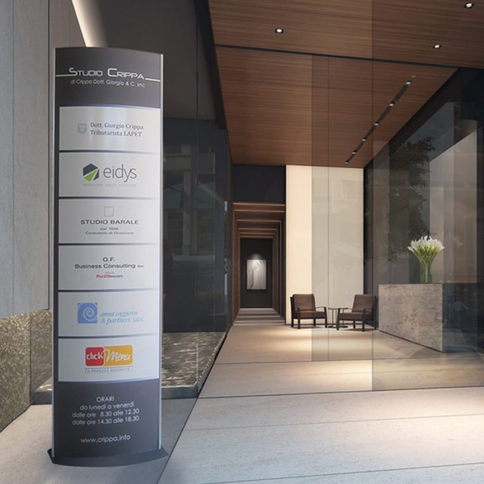 Totem bifronte per interni cm 70x250 H - fondo in forex senza PVC - immagine 7