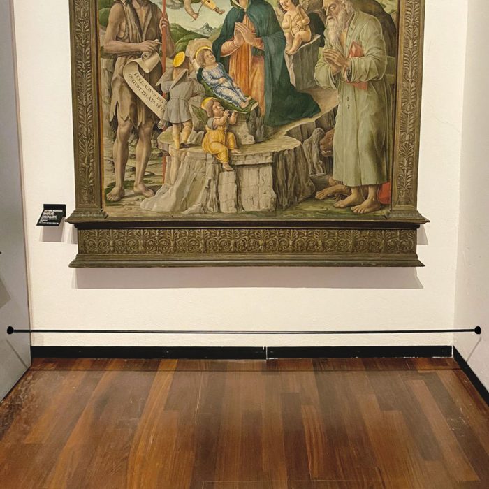 Barra Musem nera in alluminio lunghezza 2 metri con agganci - immagine 2