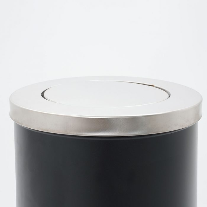 Cestino rotondo nero con coperchio girevole 38x73H cm - immagine 2